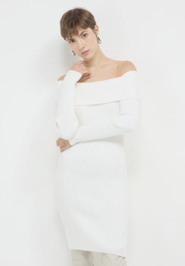 Платье футляр