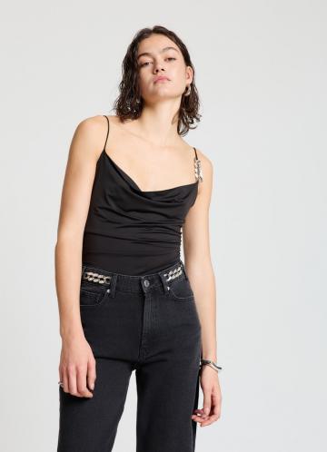 Топ на бретельках