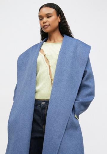 Шерстяное пальто