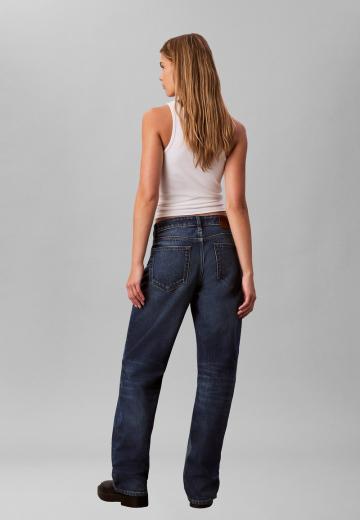 Прямые джинсы
