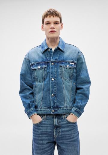 Джинсовая куртка