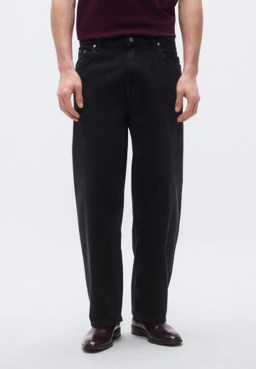 Свободные джинсы