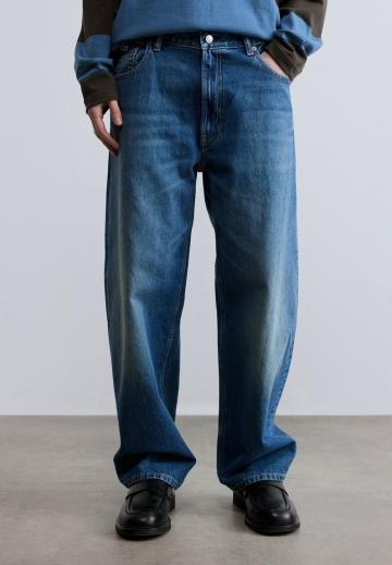 Свободные джинсы