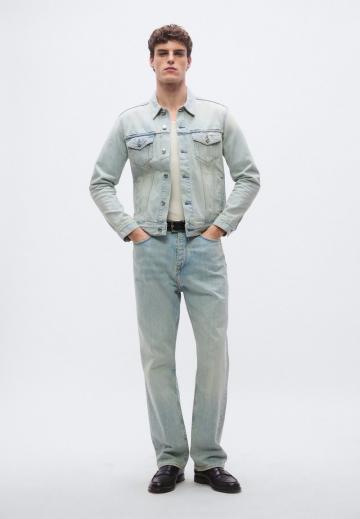 Джинсовая куртка