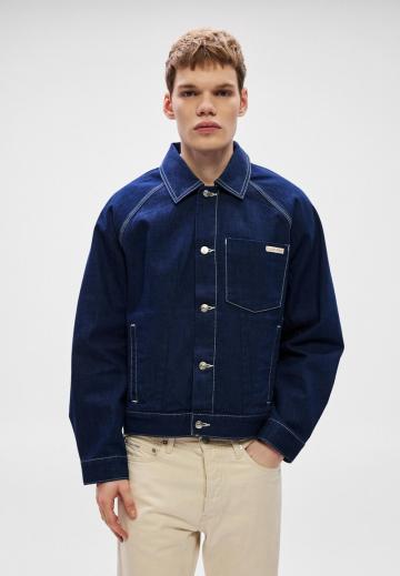 Джинсовая куртка