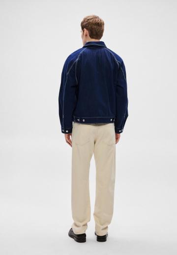 Джинсовая куртка