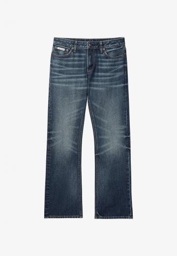 Прямые джинсы