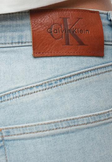 Узкие джинсы