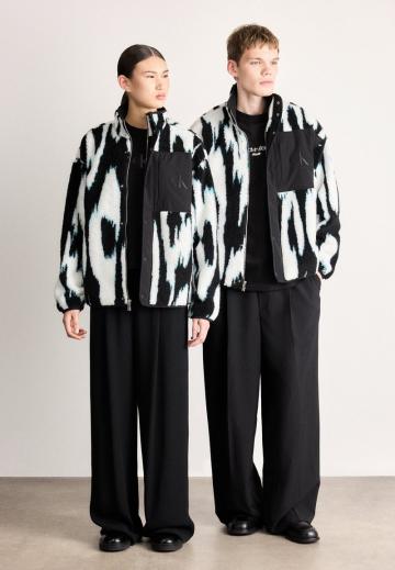 Флисовая куртка