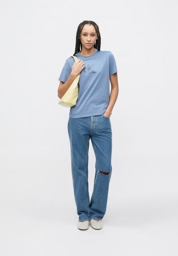 Прямые джинсы