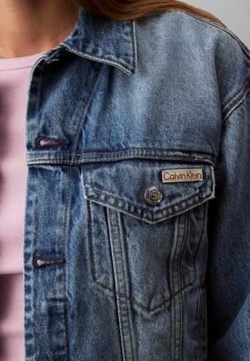 Джинсовая куртка