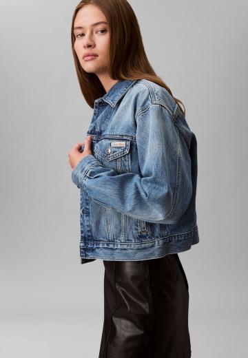 Джинсовая куртка