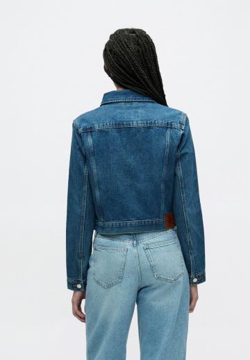 Джинсовая куртка