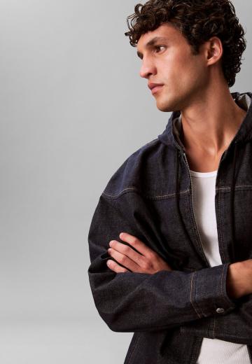 Джинсовая куртка