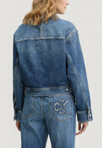 Джинсовая куртка