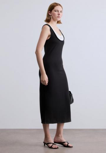 Платье футляр