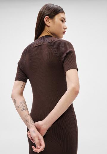 Платье футляр