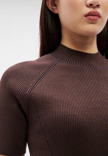 Платье футляр