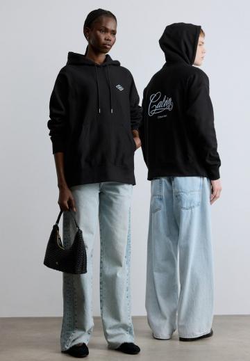 Пуловер с капюшоном