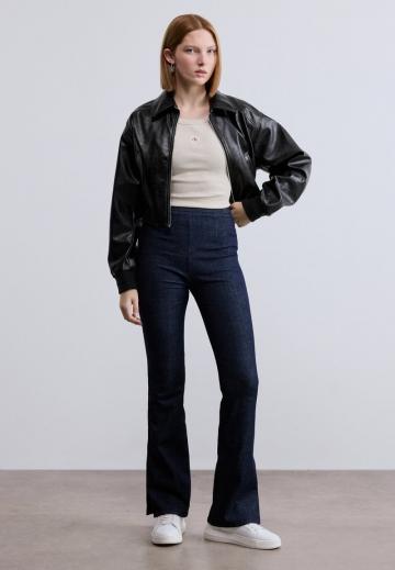 Клешеные брюки