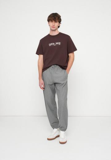 Спортивные штаны