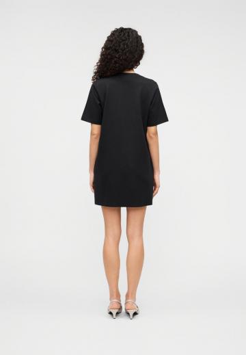 Короткое платье