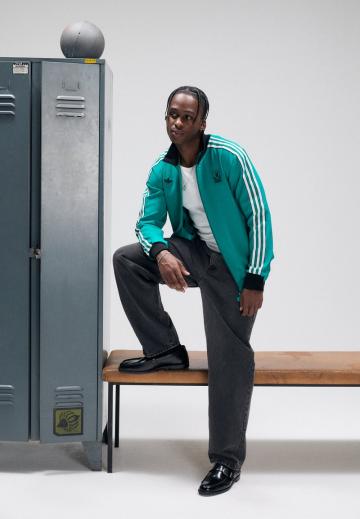 Спортивная куртка