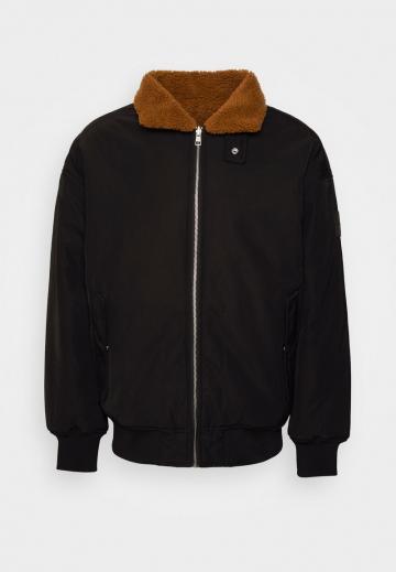 Куртка бомбер