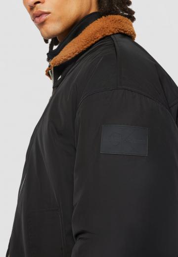 Куртка бомбер