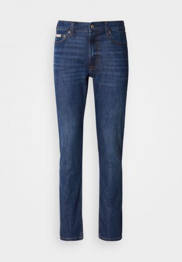 Узкие джинсы