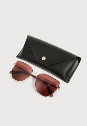 Солнечные очки