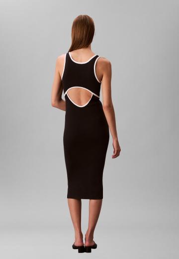 Платье футляр