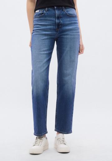 Джинсы