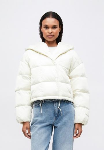 Короткая куртка