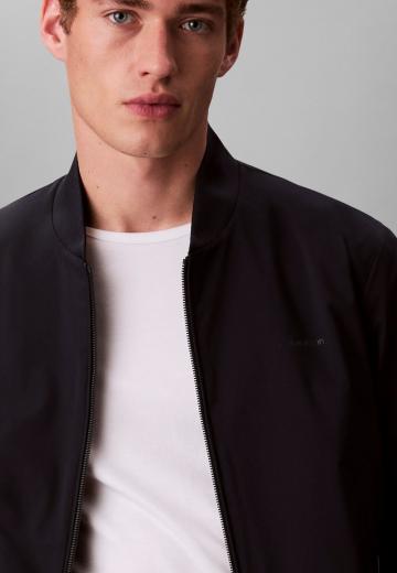 Куртка бомбер