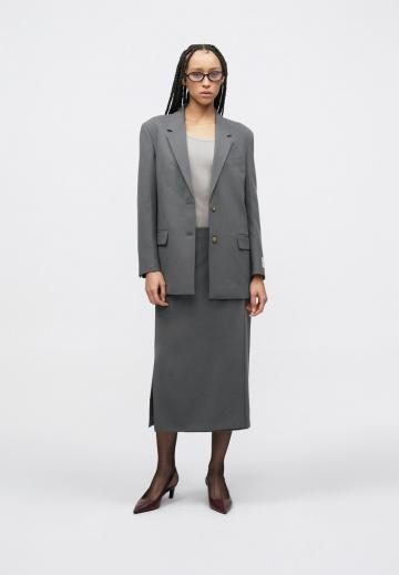 Длинный блейзер