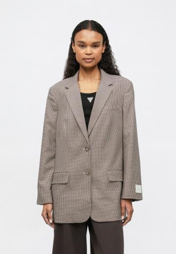 Длинный блейзер