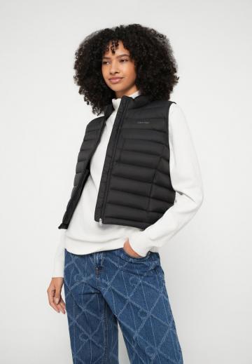 Пуховой жилет