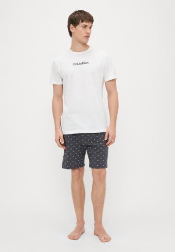 Пижама с шортами