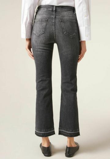 Клешеные брюки