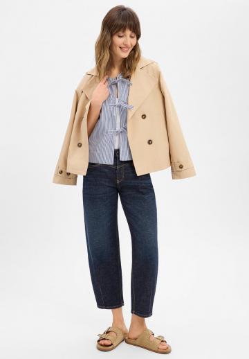 Короткие джинсы