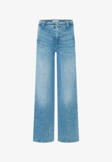 Клешеные джинсы