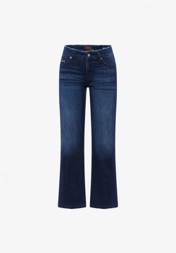 Клешеные брюки