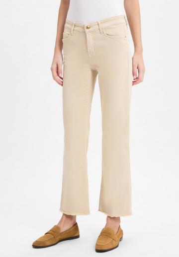 Короткие джинсы