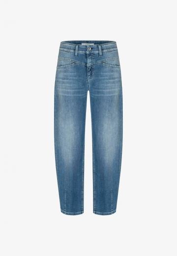 Короткие джинсы