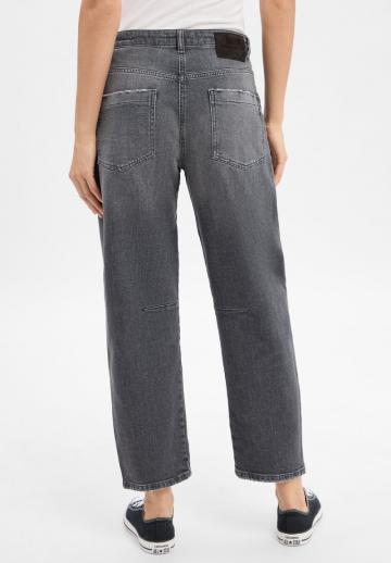 Свободные джинсы