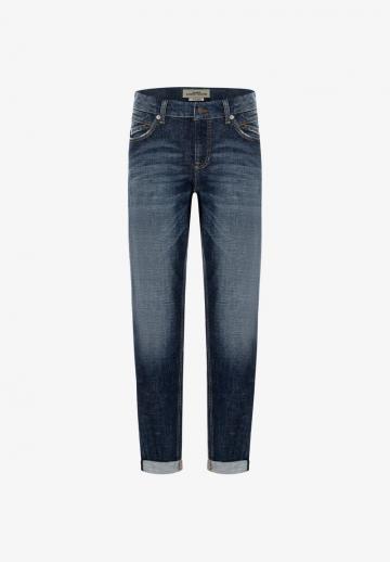 Короткие джинсы