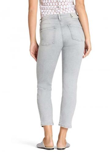 Короткие джинсы