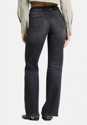 Свободные джинсы