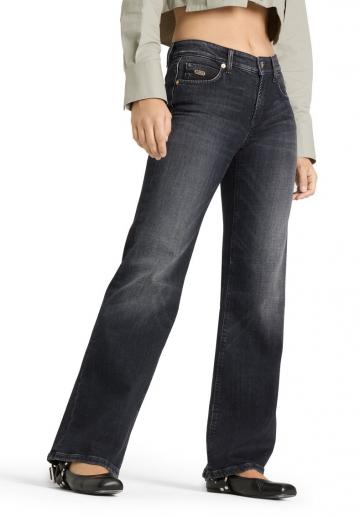 Свободные джинсы